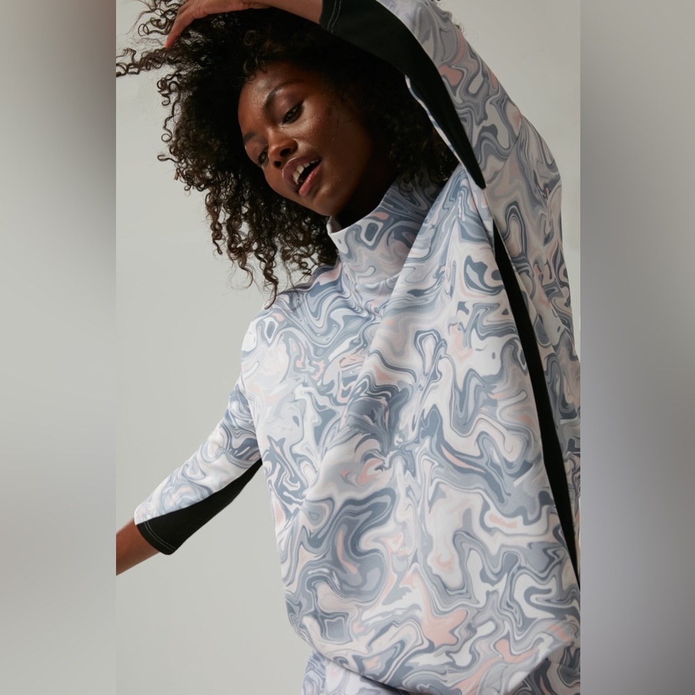Tuckernuck Sport Hazy Marble Ally Swing Sweatshirt Boxy Xs/S Pink Oversized View 4